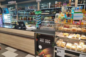 Moduł Hot Dog w sklepie sieci Top Market w Zembrzycach