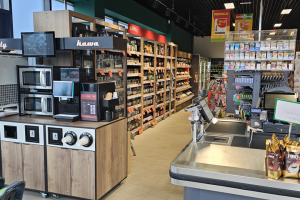 Samoobsługowy automat do lodów w linii Convenience w DC Jabłonka
